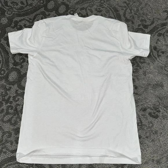 •Mickey Christmas shirt•​ - Picture 2 of 2